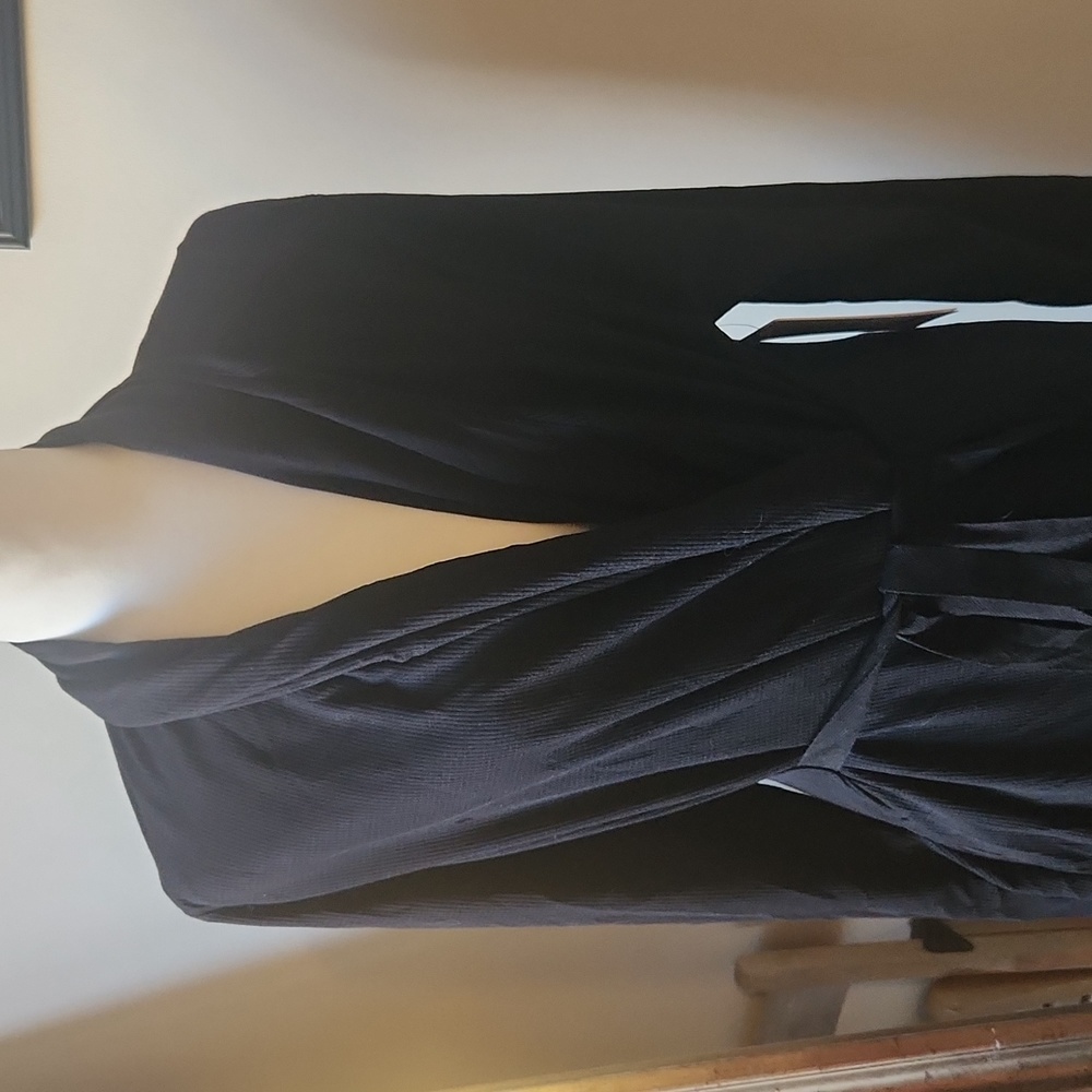 Athleta Black Women's Robe - Picture 3 of 6